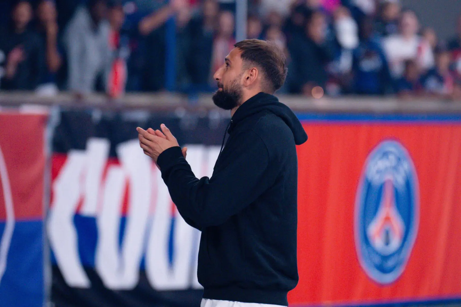 Donnarumma says goodbye to PSG fans amid emotions