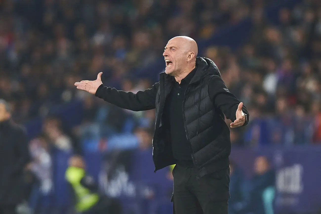 Levante sack head coach Julian Calero