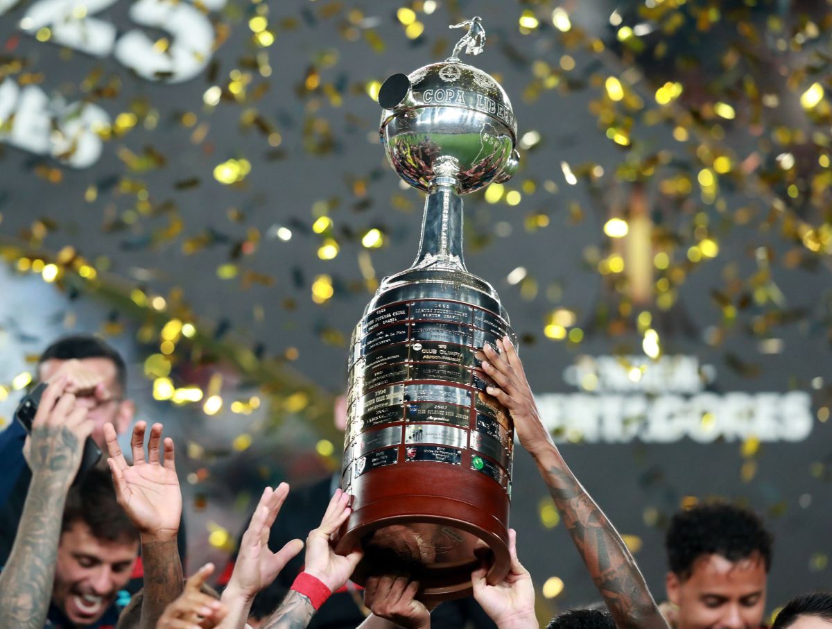 CONMEBOL implemented mandatory hydration breaks in the 2026 Copa Libertadores
