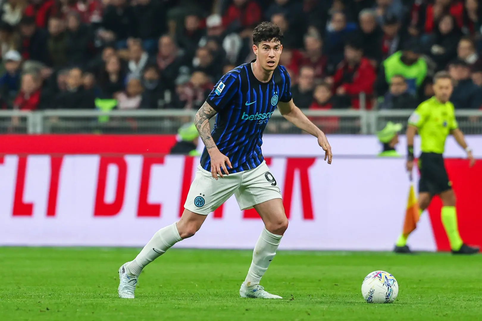 Barcelona pushing hard for Bastoni, he’s the number one target