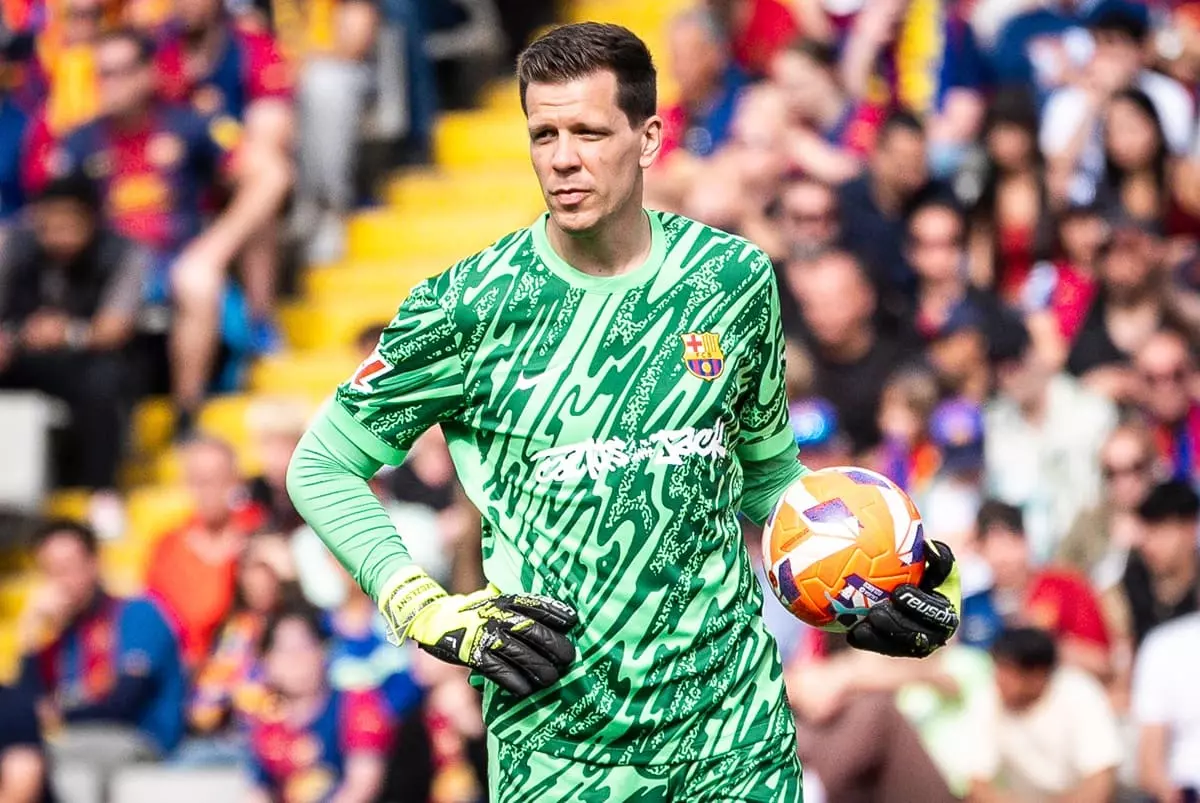 Szczesny rejects offer from another La Liga club, wants to stay at Barcelona