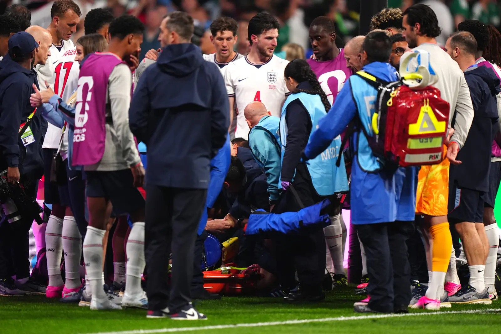 Jordan Henderson falls during celebrations and injures his arm Jordan Henderson falls during celebrations and injures his arm