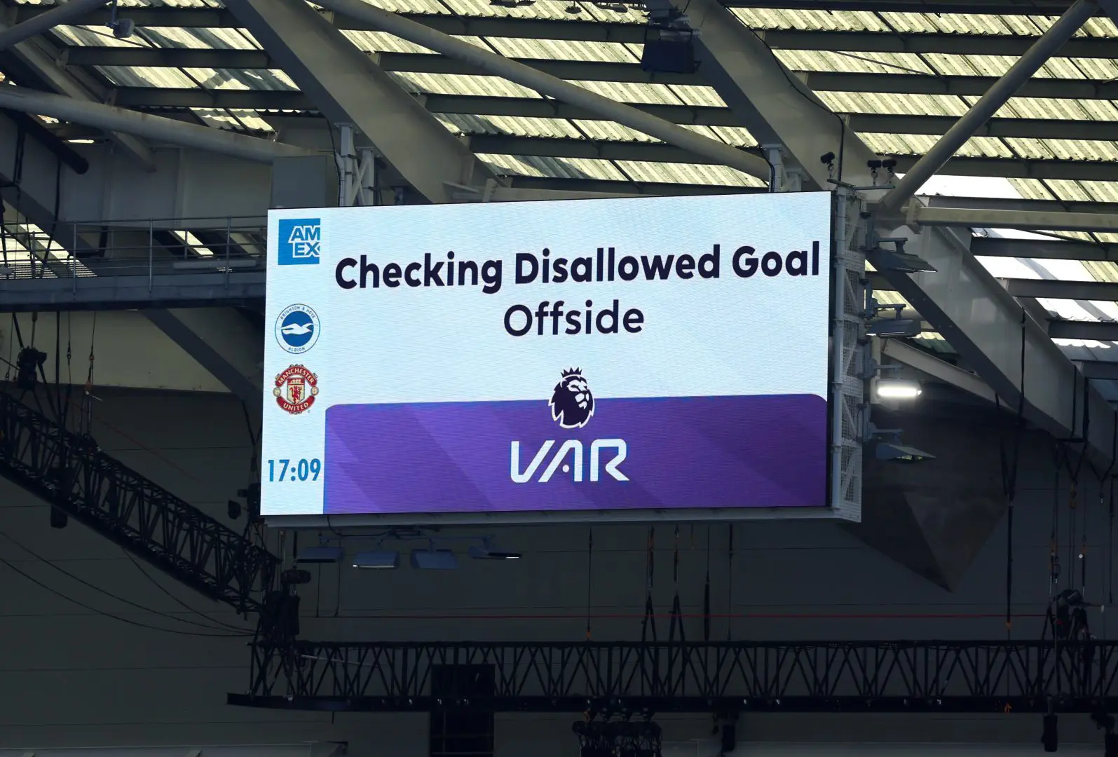 Manchester derby, one match suspension for VAR referees