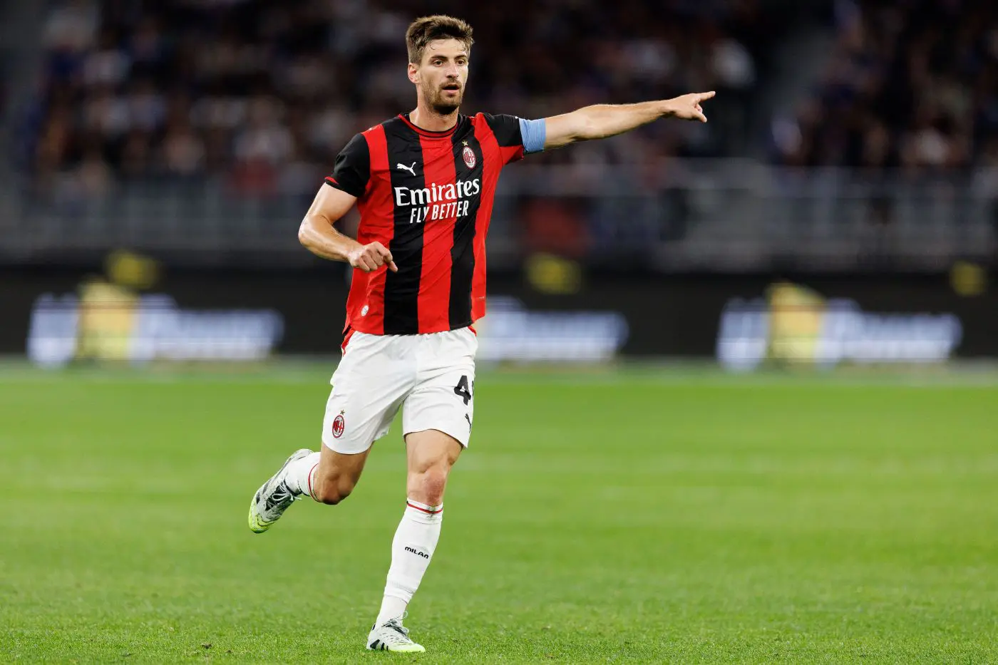 AC Milan, Gabbia suffers thigh flexor injury: specialist consultation planned AC Milan, Gabbia suffers thigh flexor injury: specialist consultation planned