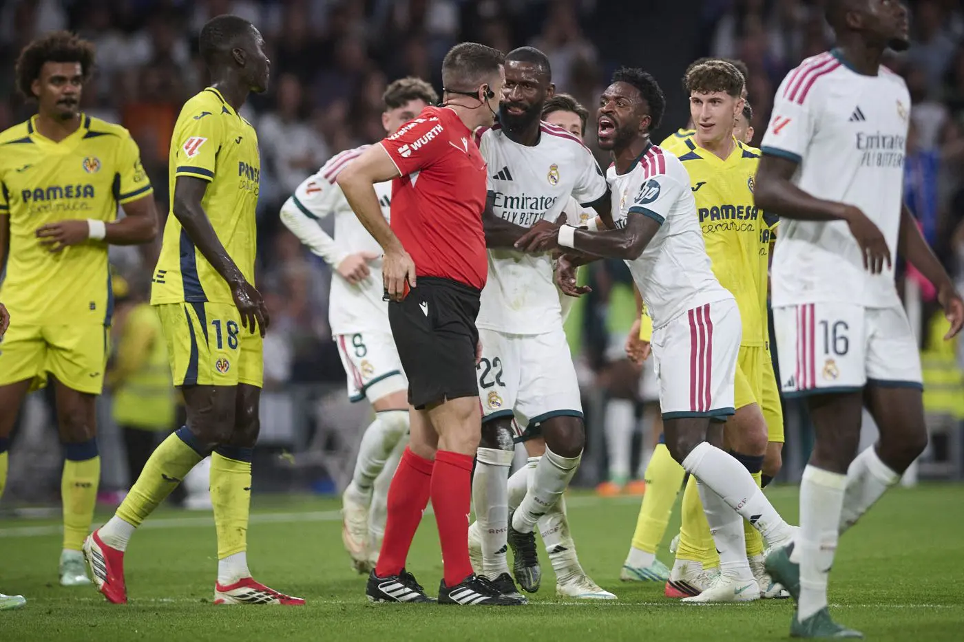 Real Madrid, Vinicius apologizes for red card but hits out at referees Real Madrid, Vinicius apologizes for red card but hits out at referees